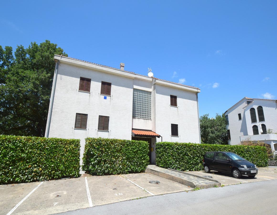 Apartament Ozren *